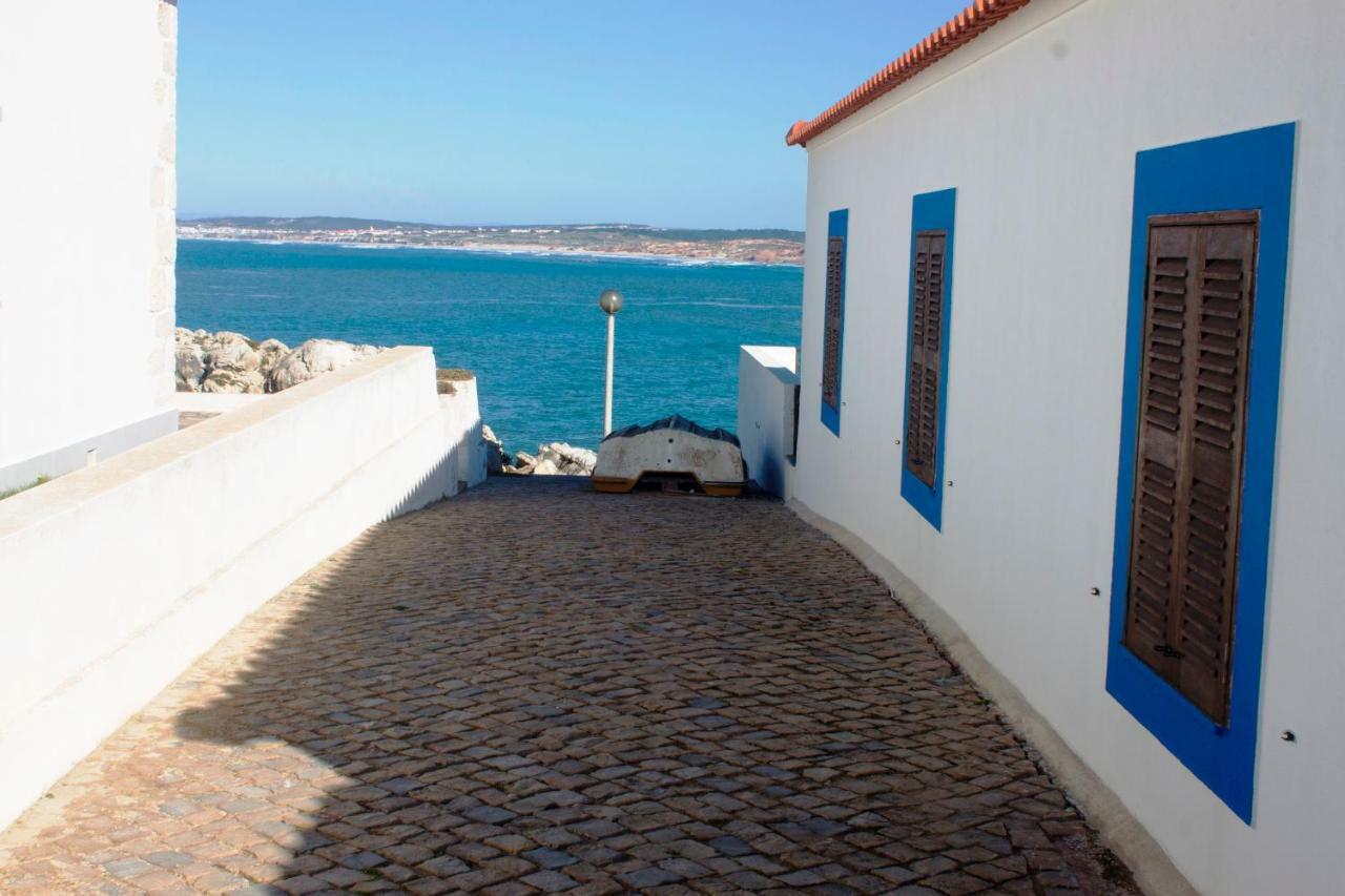 Friendly Peniche Apartment Экстерьер фото