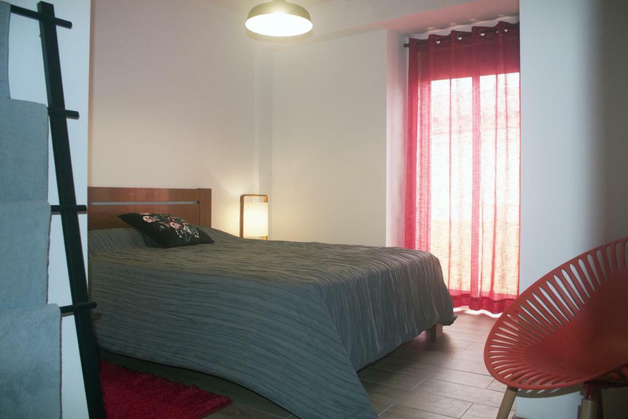 Friendly Peniche Apartment Экстерьер фото